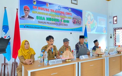 IN HOUSE TRAINING (IHT) IMPLEMENTASI KURIKULUM MERDEKA SMAN 1 SIGI