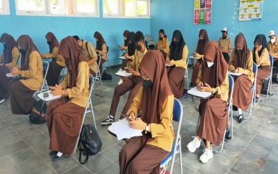 PELAKSANAAN UJIAN SEKOLAH (US) BERBASIS ONLINE TP. 2021/2022 SMA NEGERI 1 SIGI BERJALAN DENGAN BAIK DAN LANCAR